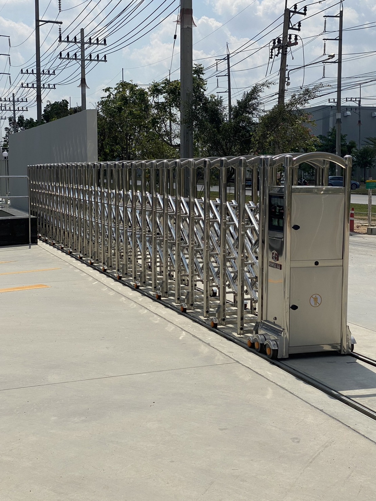 Folding Gate